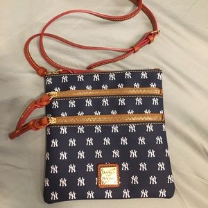 Yankees Dooney & Bourke Crossbody